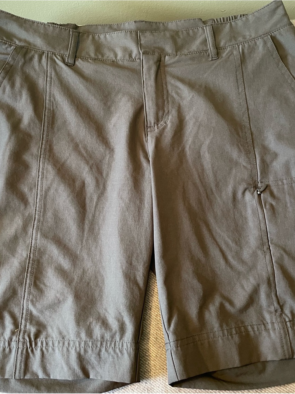 32 Degrees Women's Olive-Brown Flat Front Performance Shorts